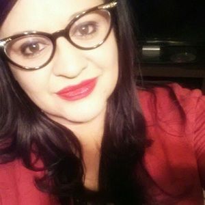 Meet your Posher, Justina